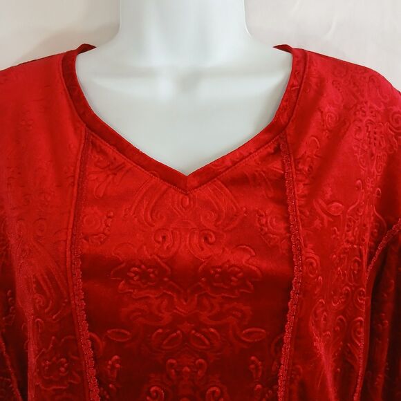 Catherines Women Red Top Damask  v neck  Size 4X Soft Stretch Festive Holiday - Picture 2 of 7